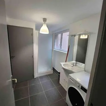 Daire *spacieux *centre*lumineux*wifi *